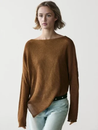 Asymmetrischer Strick-Cape-Pullover