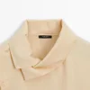 Asymmetrisches Hemd mit Knopfleiste Asymmetrisches Hemd mit Knopfleiste