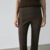 Ausgestellte Hose mit Tasche Ausgestellte Hose mit Tasche