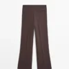 Ausgestellte Hose mit Tasche Ausgestellte Hose mit Tasche