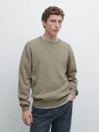 Baumwoll-Pullover mit Zopfmuster
