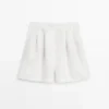 Bermudashorts aus 100 % Leinen mit kurzen Falten