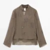 Bestickte, halbtransparente Bluse