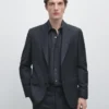 Blazer aus kühler Wolle mit Mikrostruktur Blazer aus kühler Wolle mit Mikrostruktur