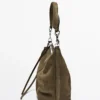 Bucket Bag aus Spaltveloursleder Bucket Bag aus Spaltveloursleder