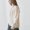 Cardigan aus Wolle mit Zopfmuster