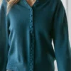 Cardigan aus Wollstrick mit verdeckten Knöpfen