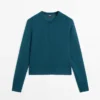 Cardigan aus Wollstrick mit verdeckten Knöpfen