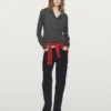 Cardigan mit Rollkragen und verdeckten Knöpfen Cardigan mit Rollkragen und verdeckten Knöpfen