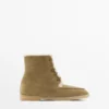 Flache Stiefeletten aus Spaltleder mit Futter Flache Stiefeletten aus Spaltleder mit Futter