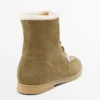 Flache Stiefeletten aus Spaltleder mit Futter Flache Stiefeletten aus Spaltleder mit Futter