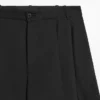 Fließende Hose mit Abnähern Fließende Hose mit Abnähern