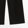 Fließende Hose mit Falten Fließende Hose mit Falten