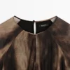 Fließendes Kleid mit Animal-Print Fließendes Kleid mit Animal-Print