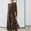 Fließendes Kleid mit Animal-Print Fließendes Kleid mit Animal-Print