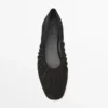 Geraffte Ballerinas aus Spaltleder Geraffte Ballerinas aus Spaltleder
