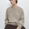 Gestreifter Strickpullover mit Rundhalsausschnitt Gestreifter Strickpullover mit Rundhalsausschnitt