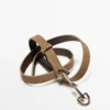 Gürtel aus gespaltenem Wildleder im Equestrian-Stil Gürtel aus gespaltenem Wildleder im Equestrian-Stil