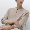 Henley-Pullover aus Baumwollstrick Henley-Pullover aus Baumwollstrick