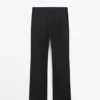 Hose aus 100 % Leinen im Kick-Flare-Schnitt Hose aus 100 % Leinen im Kick-Flare-Schnitt