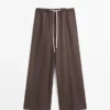 Hose aus Wollmischung mit kontrastierendem Kordelzug Hose aus Wollmischung mit kontrastierendem Kordelzug