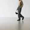 Hose mit Abnähern und Nadelstreifen Hose mit Abnähern und Nadelstreifen