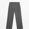 Hose mit Abnähern und Nadelstreifen Hose mit Abnähern und Nadelstreifen