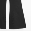 Hose mit ausgestelltem Schnitt und Nadelstreifen Hose mit ausgestelltem Schnitt und Nadelstreifen