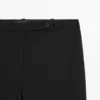 Hose mit elastischem Saum Hose mit elastischem Saum