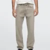 Jeans mit geradem Bein Jeans mit geradem Bein