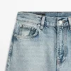 Jeans mit geradem Bein und hoher Taille Jeans mit geradem Bein und hoher Taille