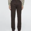 Jeans mit konischer Passform Jeans mit konischer Passform