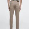 Jeans mit konischer Passform Jeans mit konischer Passform