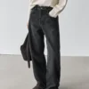Jeans mit mittlerer Leibhöhe und Balloon-Passform