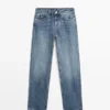 Jeans mit mittlerer Leibhöhe und geradem Bein Jeans mit mittlerer Leibhöhe und geradem Bein