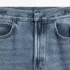 Jeans mit mittlerer Leibhöhe und Schlag