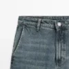 Jeans mit mittlerer Leibhöhe und Schlag