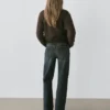 Jeans mit mittlerer Leibhöhe und Schlag