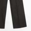 Jeans mit mittlerer Leibhöhe und weitem Bein Jeans mit mittlerer Leibhöhe und weitem Bein