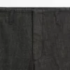 Jeans mit mittlerer Leibhöhe und weitem Bein Jeans mit mittlerer Leibhöhe und weitem Bein