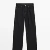 Jeans mit mittlerer Leibhöhe und weitem Bein Jeans mit mittlerer Leibhöhe und weitem Bein