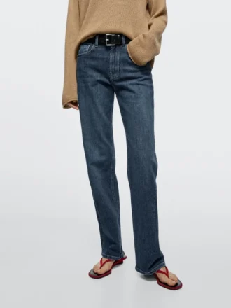 Komfortable Jeans mit geradem Bein und hoher Taille
