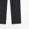 Komfortable Jeans mit geradem Bein und hoher Taille Komfortable Jeans mit geradem Bein und hoher Taille