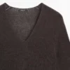 Kontrastreiches Kleid aus Baumwollmischgewebe Kontrastreiches Kleid aus Baumwollmischgewebe