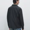 Kurze Jacke mit Taschendetails Kurze Jacke mit Taschendetails