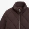 Kurze wasserabweisende Daunenjacke Kurze wasserabweisende Daunenjacke