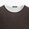 Kurzärmeliges T-Shirt mit doppelter Verarbeitung Kurzärmeliges T-Shirt mit doppelter Verarbeitung