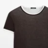 Kurzärmeliges T-Shirt mit doppelter Verarbeitung Kurzärmeliges T-Shirt mit doppelter Verarbeitung