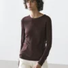 Langarm-T-Shirt mit doppellagigem Saum Langarm-T-Shirt mit doppellagigem Saum