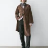Langer Mantel aus Wildleder